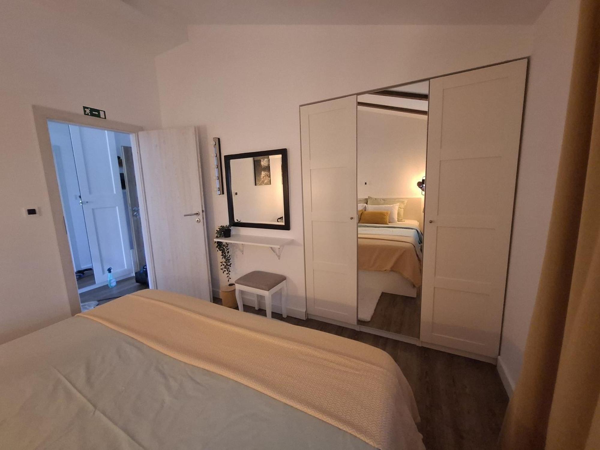 Apartman Pojine Gabonjin Exterior photo